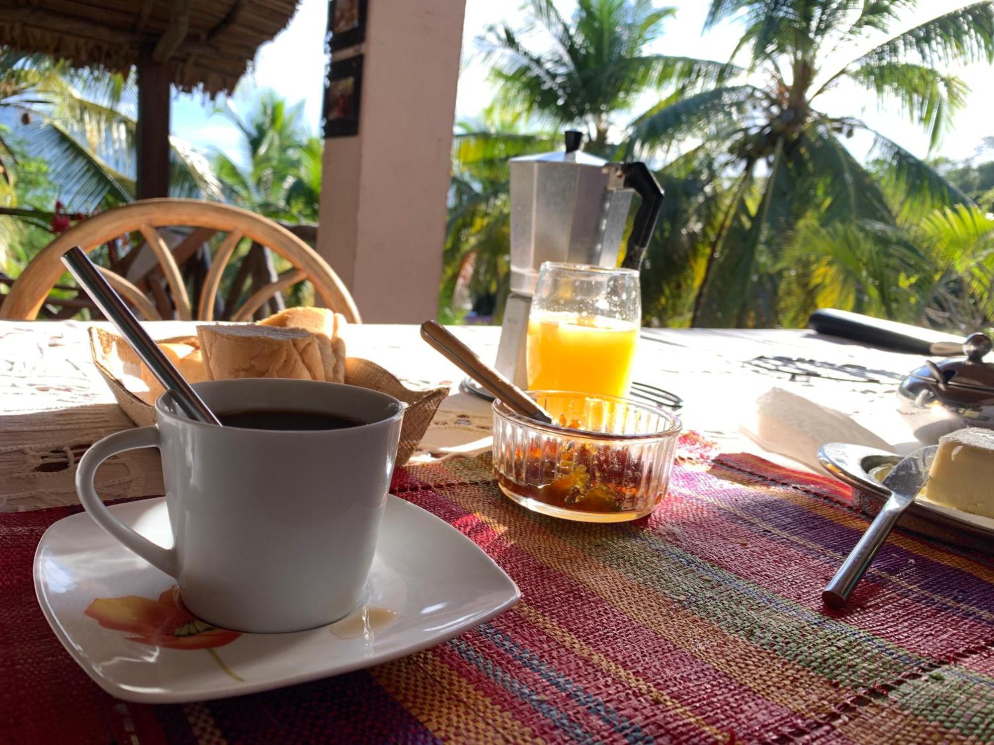 Les Jardins D'Ankify Acomodação com café da manhã Andimaka Exterior foto